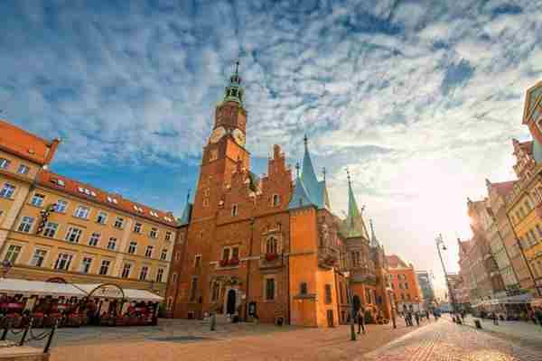 wroclaw-town-hall-getty.jpg
