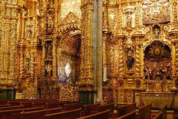 Oporto-Iglesia-San-Francisco-Interior.jpg